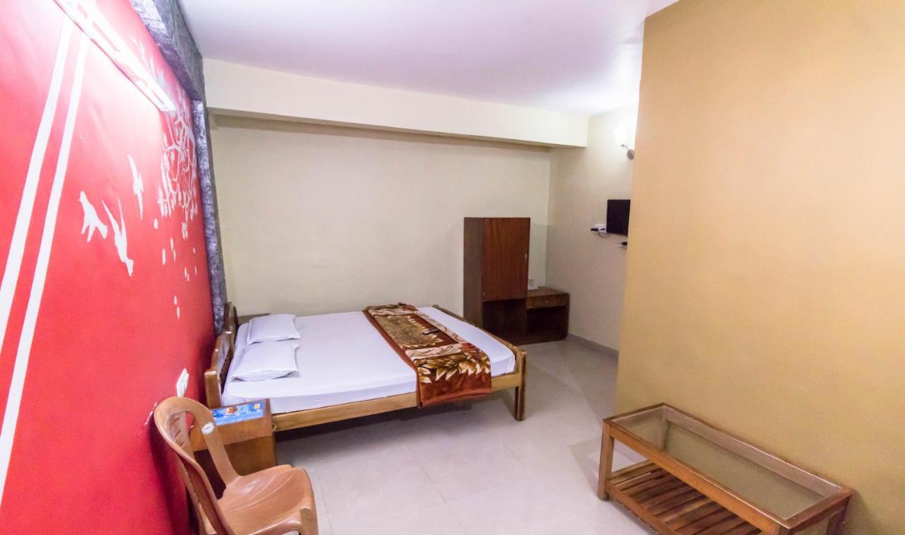 Eden Holidays Ev Munnar Buitenkant foto