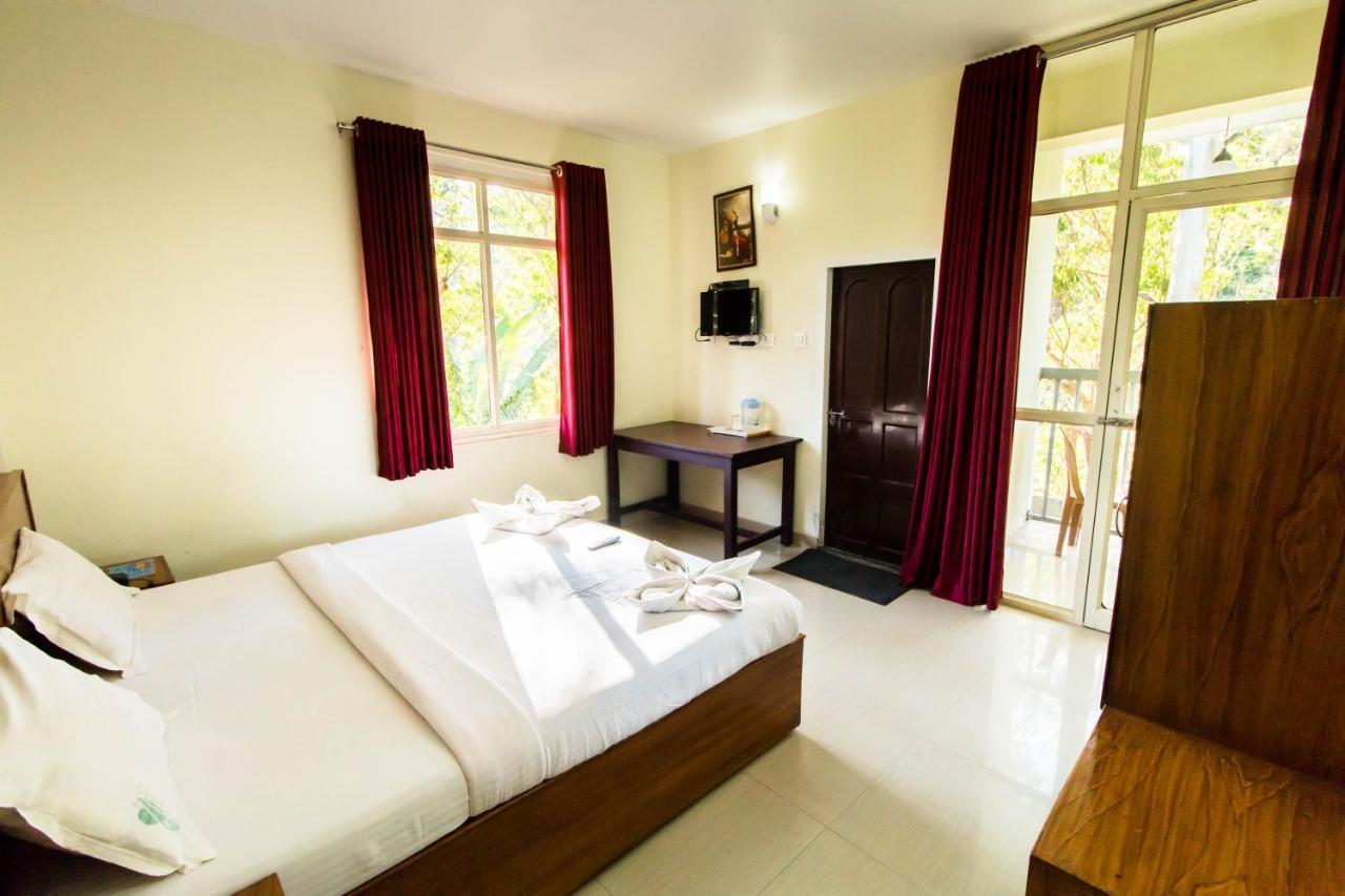 Eden Holidays Ev Munnar Buitenkant foto